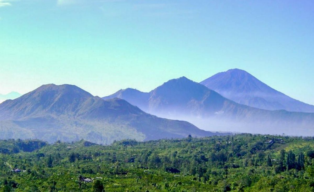 Wisata – Wisata Pegunungan Berhawa Sejuk & Dingin di Indonesia